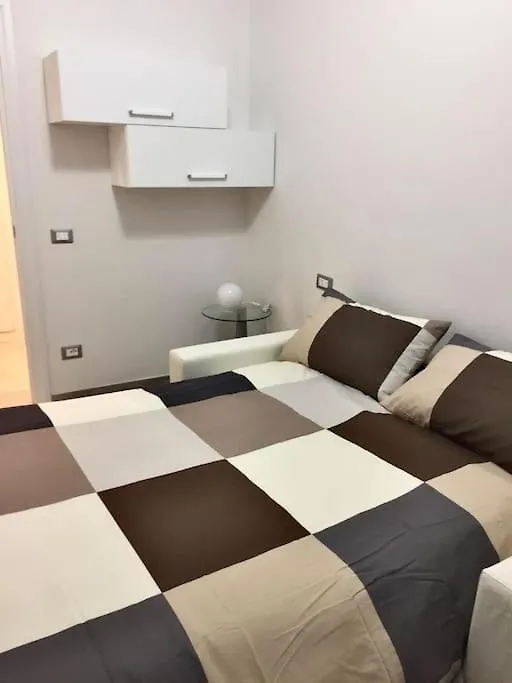 Tommy House San Frediano Apartment Florence 0*,  Italy
