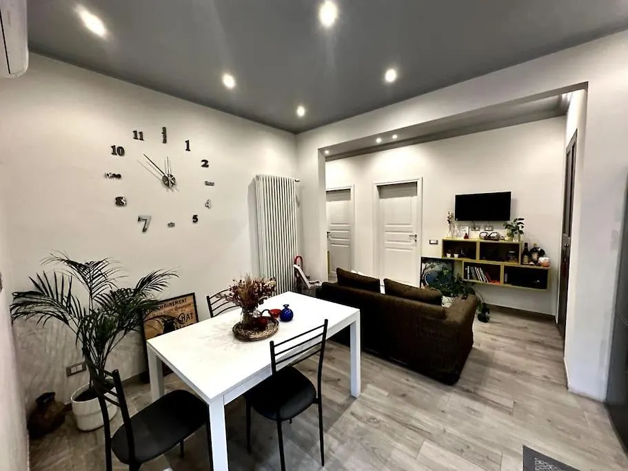 Tommy House San Frediano Apartment Florence Italy